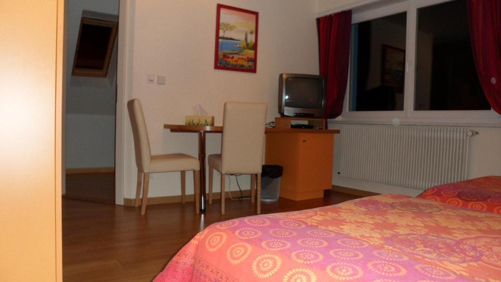 La Maison Bleue Bed & Breakfast Dieffenbach-au-Val Rom bilde